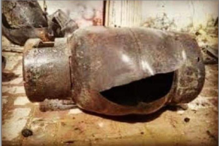 وفاة مواطن وإصابة نجله في انفجار أسطوانة غاز بإب