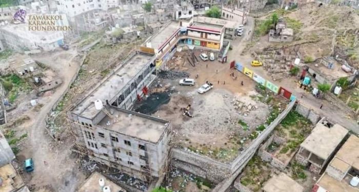 حياة الذبحاني ترفض  تسليم مدرسة بلقيس لتربية المظفر وتطرد لجنة استلام من البوابة