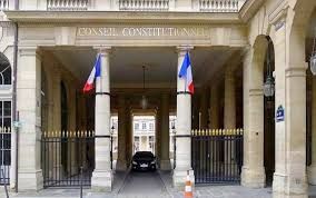 القضاء الفرنسي يبدأ محاكمة إرهابي  متورط باختطاف سياح في اليمن