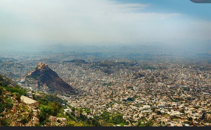  تعز .. أسرة طفل مختفي تناشد الأجهزة الأمنية بسرعة الكشف عن مصير ابنها