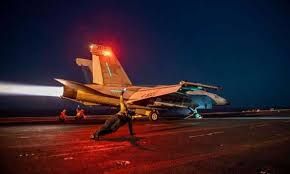 غارات أمريكية استهدفت مواقع عصابة الحوثي البحرية غرب الحديدة