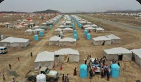  مأرب .. 60 ألف أسرة نازحة  بحاجة لاستبدال خيامها المهترئة