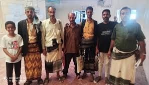  وقفة احتجاجية لعمال كهرباء لبعوس للمطالبة بصرف مستحقاتهم