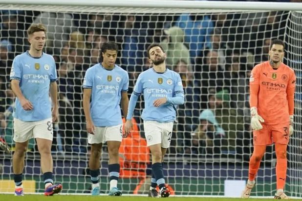 دفاع مانشستر سيتي «المتقهقر» يزيد معاناة الفريق قارياً ومحلياً