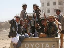 اشتباكات بينية تسفر عن سقوط قتلى وجرحى من عصابة الحوثي في صنعاء