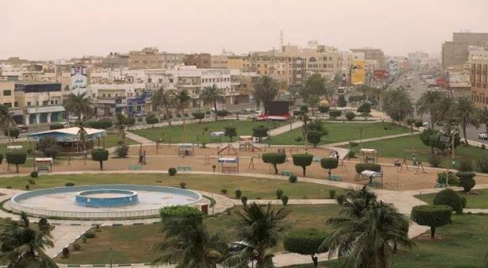   وفاة شخص وإصابة 2 آخرين بحادث مروري في الحديدة