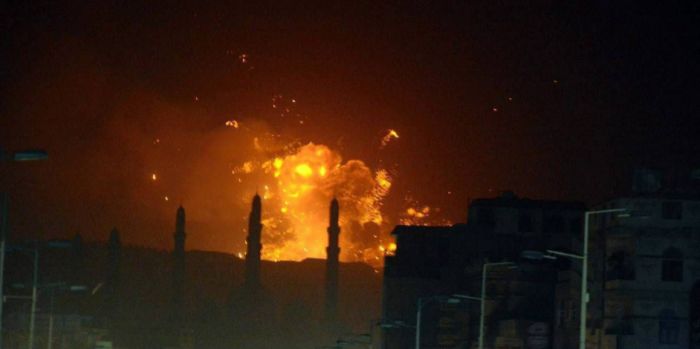 القوات الأمريكية: استهدفنا مواقع تخزين صواريخ ومراكز قيادة للحوثيين