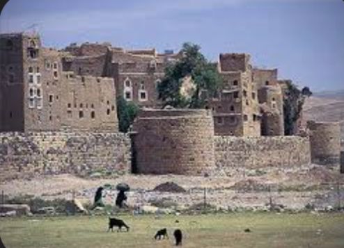  قيادي حوثي يتسبب بمقتل وإصابة 4 مواطنين في عمران