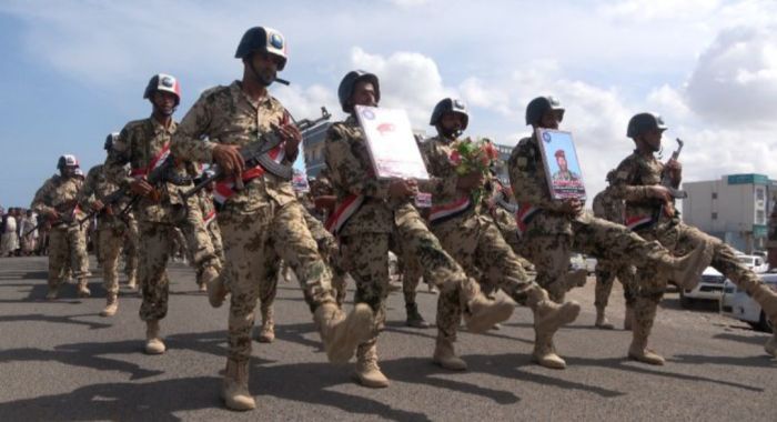  استشهاد جندي في "المشتركة" خلال اشتباكات مع عصابة الحوثي في الساحل الغربي