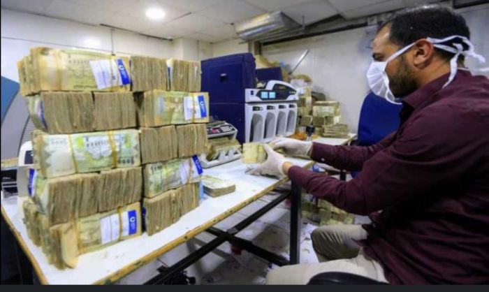  النائب بشر : عصابة الحوثي تجاهلت المتقاعدين في تعميم صرف نصف الراتب