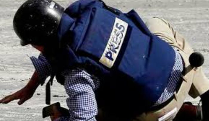  عصابة الحوثي تعد قانونًا يُشرع قمع الصحفين واستهداف حرية التعبير