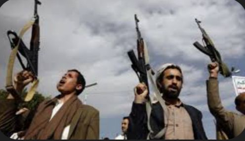  عصابة الحوثي تقتحم مسجدًا في عمران وتختطف شيخًا دينيًا وطلاب علم