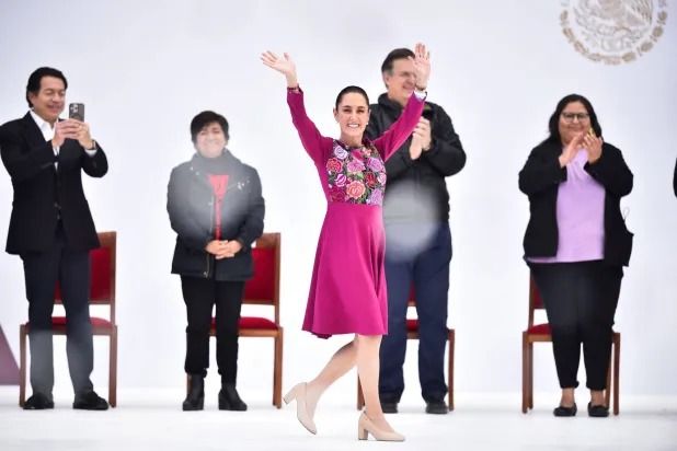 رئيسة المكسيك تؤيد «الحوار» مع ترمب لكنها ترفض «التبعية»