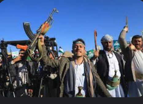  أسقطت اسماءهم من كشوفات المرتبات .. عصابة الحوثي ترتكب مذبحة وظيفية بحق المتقاعدين