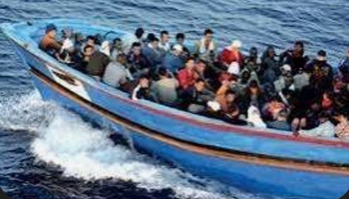  وفاة 20 مهاجراً إثيوبياً بانقلاب قارب قبالة سواحل تعز