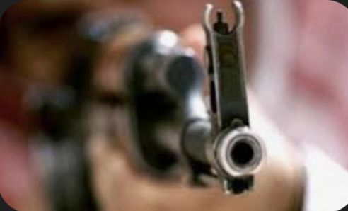  مقتل مواطن وطفله برصاص مسلح في حجة