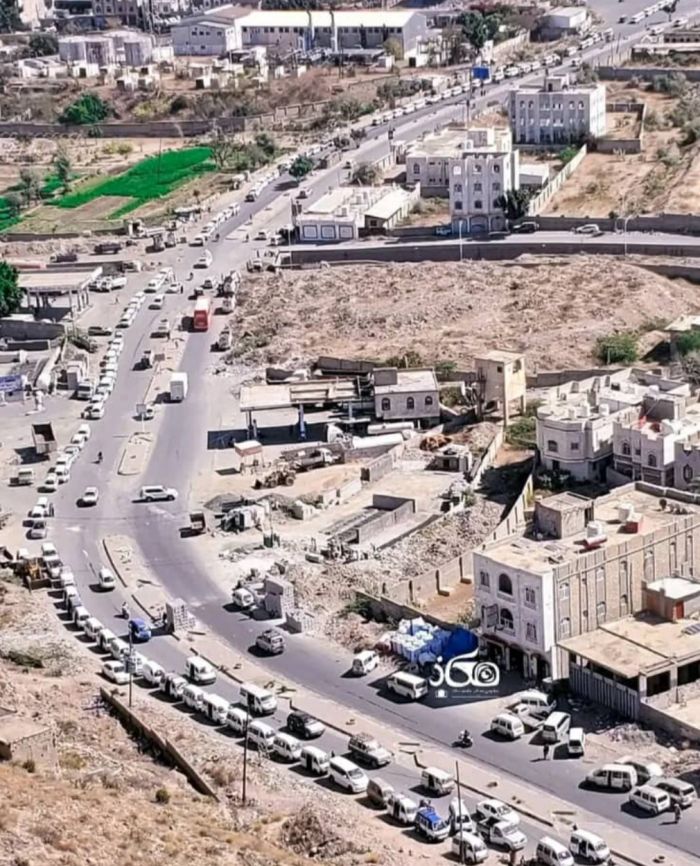  اتهامات بتهريبه إلى الحوبان .. أزمة غاز خانقة في تعز مع قرب شهر رمضان