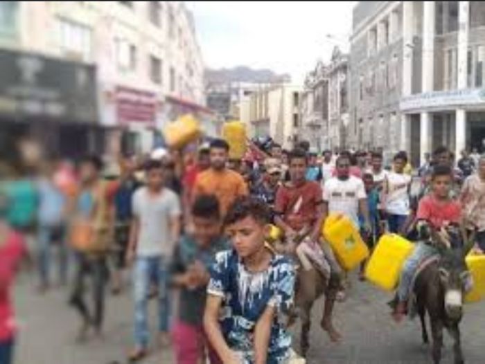  حرمتهم من فرحة استقبال رمضان.. ثلاث ازمات مفتعلة قضت على الحياة الكريمة لليمنيين