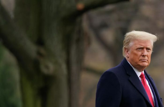 رسوم ترامب الجمركية تدخل حيز التطبيق على المكسيك وكندا اعتبارا من اليوم