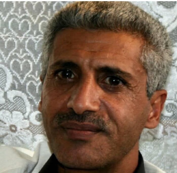  في ثاني حادثة خلال أيام .. عصابة الحوثي تعتدي بوحشية على أديب يمني داخل سجن بذمار