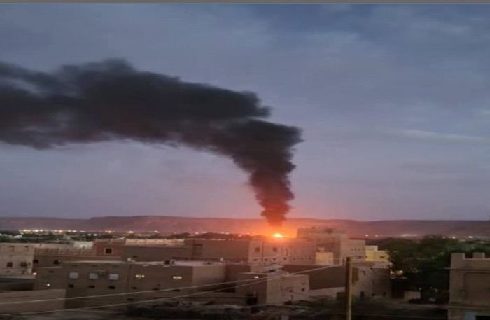  حريق هائل في مصفاة نفط بحضرموت