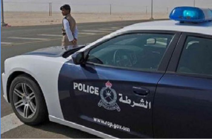  عمان تعلن ضبط 6 يمنيين حاولوا تهريب أموال وطائرات مُسيّرة إلى اليمن