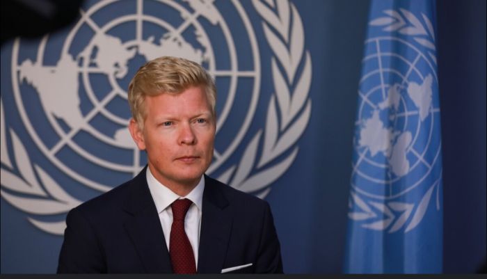  من طهران .. المبعوث الأممي يدعو إلى التهدئة في اليمن