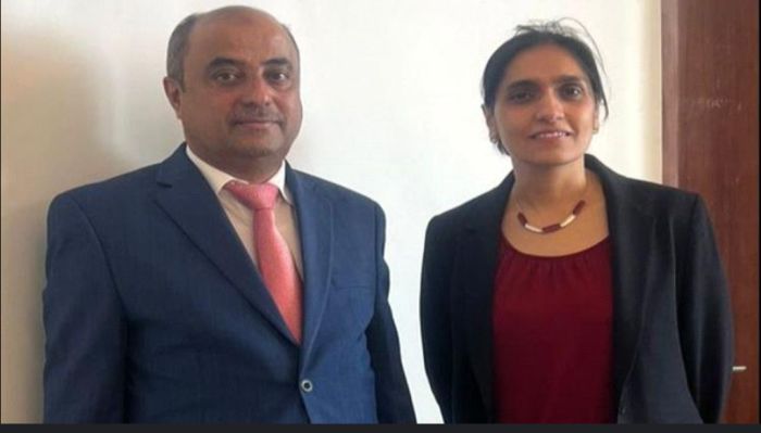  السفيرة البريطانية تصل عدن