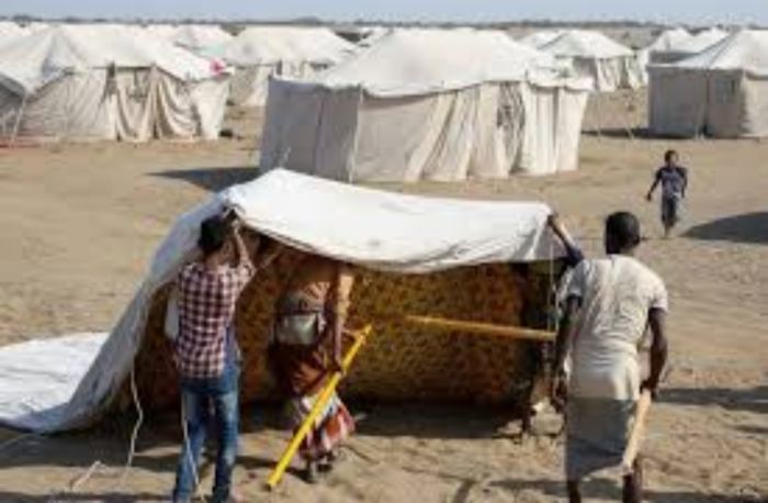  أصبح الجوع والفقر عنوانها .. موجة نزوح في رحلة الشتات على الخارطة اليمنية