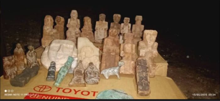  الحكومة اليمنية تحبط تهريب آثار في باب المندب