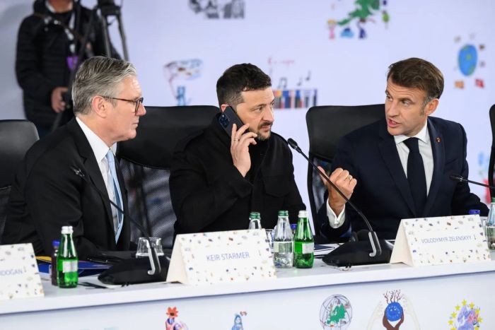 ترمب يهاتف غداً نظيريه الروسي والأوكراني