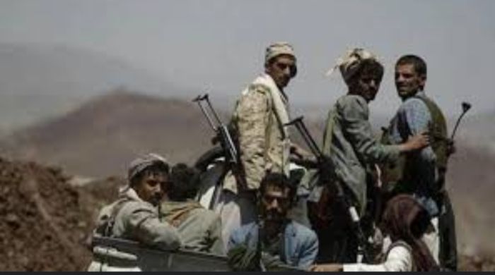  مصرع قيادي حوثي ومرافقه في إب