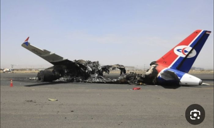  وسط تحذيرات من إرسال طائرة أخرى إلى صنعاء .. "اليمنية" تنفي أن يكون مطار صنعاء إحدى خيارات هبوط طائراتها الاضطراري