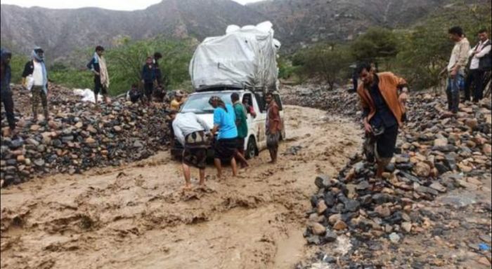  "المنتصف" ترصد معاناة السائقين في طريق الصحى وهيجة العبد