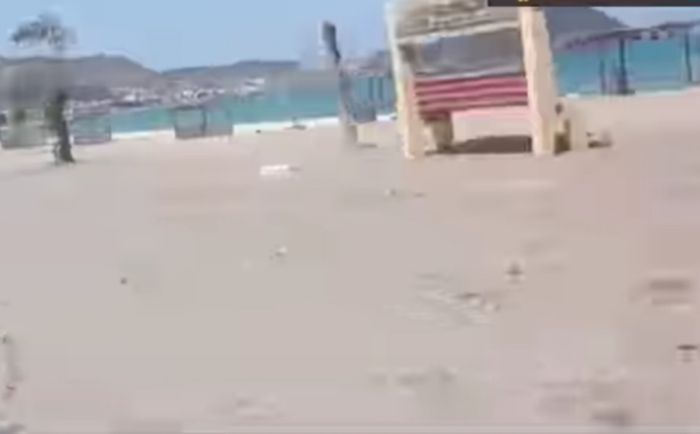  قبل يوم العيد .. مسؤولو الشرعية يتزاحمون بمطار عدن لمغادرة المدينة والبسطاء يهربون من الحر إلى التربة