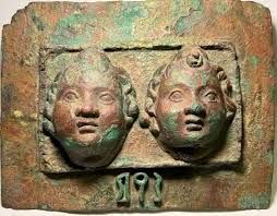 تجارة الآثار اليمنية الأصلية والمزوّرة تنتعش في مناطق سيطرة الحوثيين لتمويل الحرب