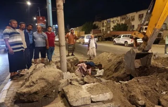  عدن .. اختلاط مياه الشرب بالمجاري في خورمكسر