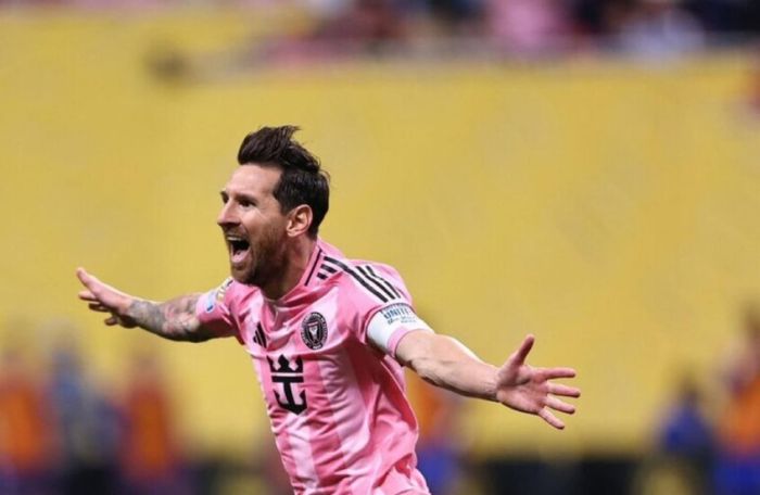 ميسي يضع شرطا مفاجئا للموافقة على الانتقال للدوري السعودي