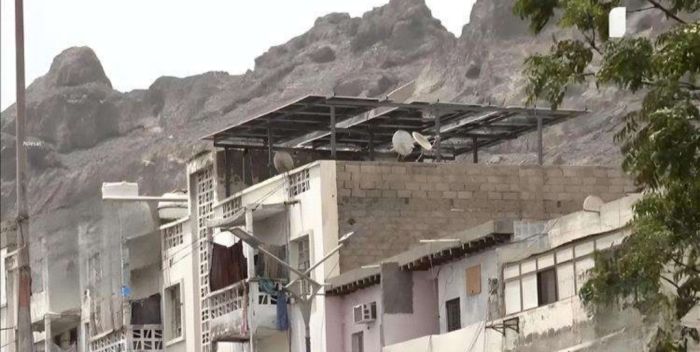  تأجير أسطح منازل كسكن للأسر الفقيرة في  عدن