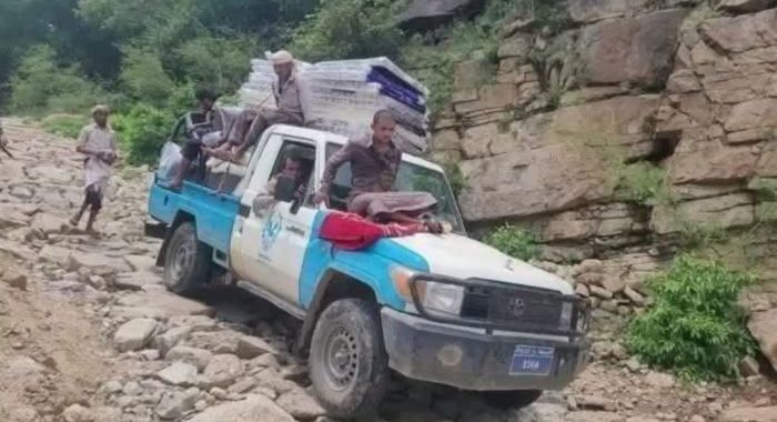  عصابة الحوثي تنهب منزل الشيخ صالح حنتوس بعد اغتياله