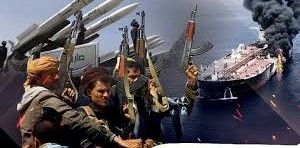  بعد تحوّل علاقة الحوثيين بالقاعدة الى مرحلة المشاركة .. سفينة تجارية مهددة بالغرق بعد تعرضها لهجوم قبالة الحديدة