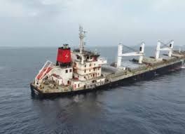  بريطانيا تدعو مليشيا الحوثي لسرعة الإفراج عن طاقم سفينة "إتيرنيتي سي"