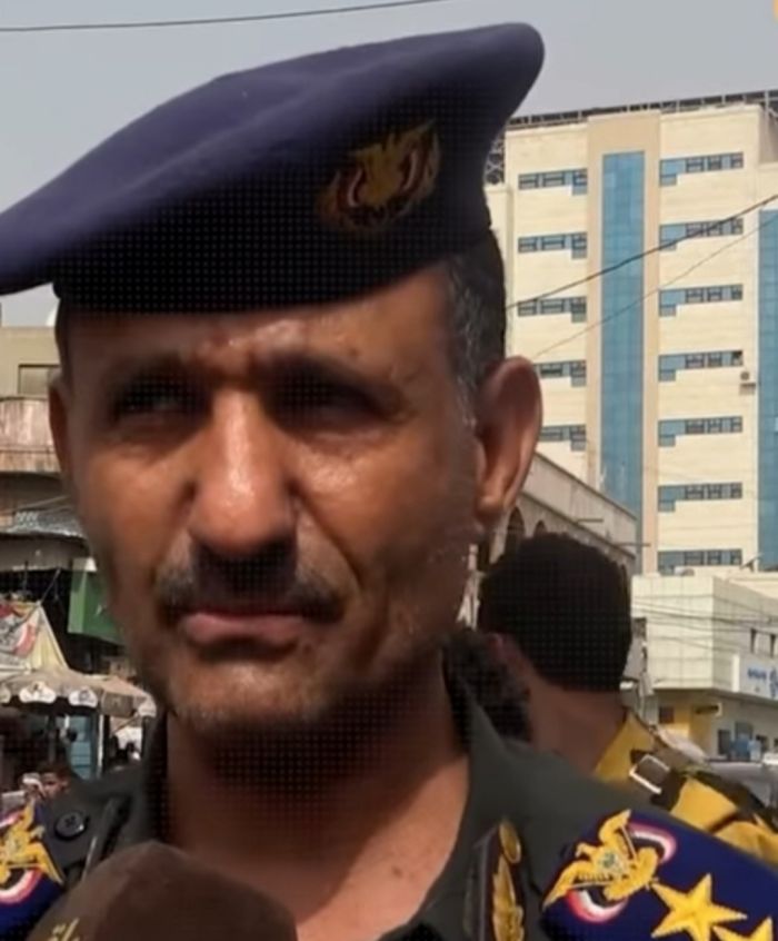  مسؤول أمني إخواني يصف المتظاهرين بتعز بالخلايا الحوثية