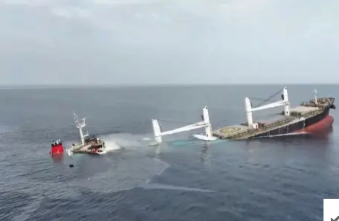  هيومن رايتس: هجمات الحوثيين على سفن الشحن جرائم حرب