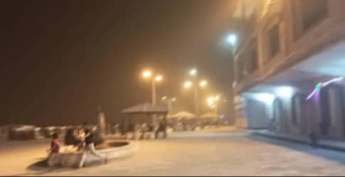  عدن .. إنقاذ شابة من الغرق بعد سقوطها في عمق رصيف السياح بالتواهي