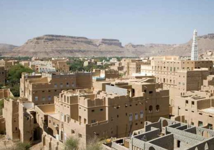  عصابة الحوثي تقتحم قرية في البيضاء وتختطف عددًا من المواطنين بينهم أطباء