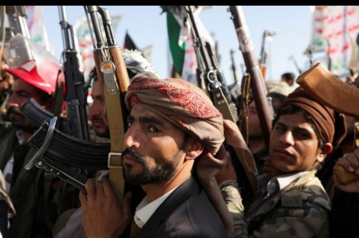  ابتداءً بالحميري وصولاً إلى الزعيم.. الإمامة الحوثية: إجرام عابر للزمن ضد رموز اليمن