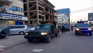  إغلاق 30 شركة صرافة مخالفة في عدن