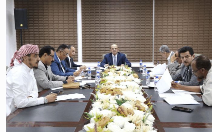  لجنة حكومية تقر بدء العمل بآلية تنظيم استيراد السلع الأساسية