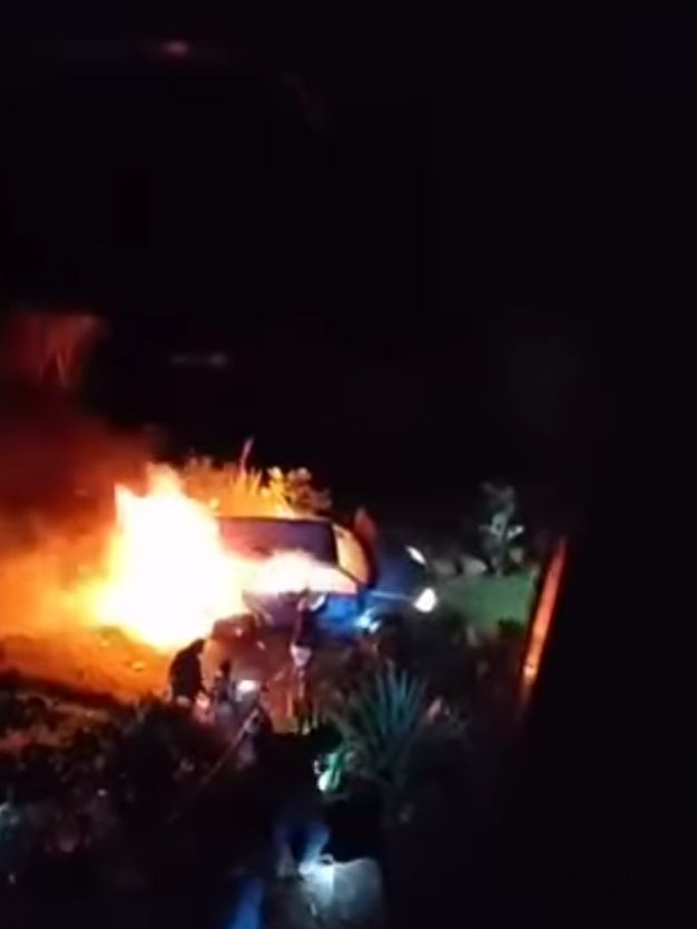 انفلات أمني خطير في حبيش: إحراق سيارة مغترب على يد أصحاب سوابق